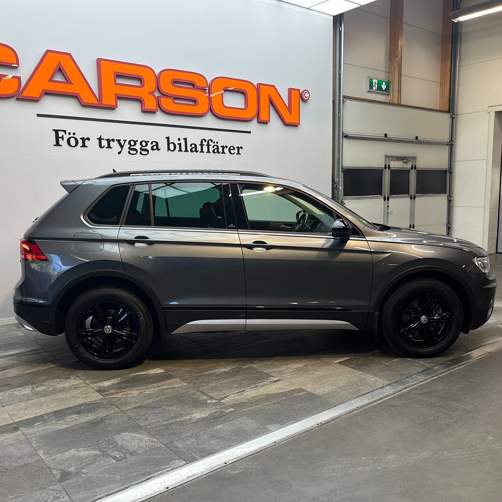Volkswagen Tiguan 2.0 TSI 4M Offroad Edition Cockpit Backkamera Värmare