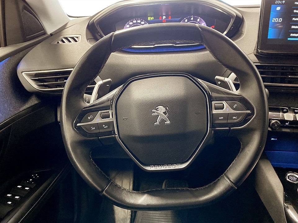 Bild på Peugeot 3008 Allure Pack 1.2 PT 130hk Aut DRAG B-KAMERA CARPLAY