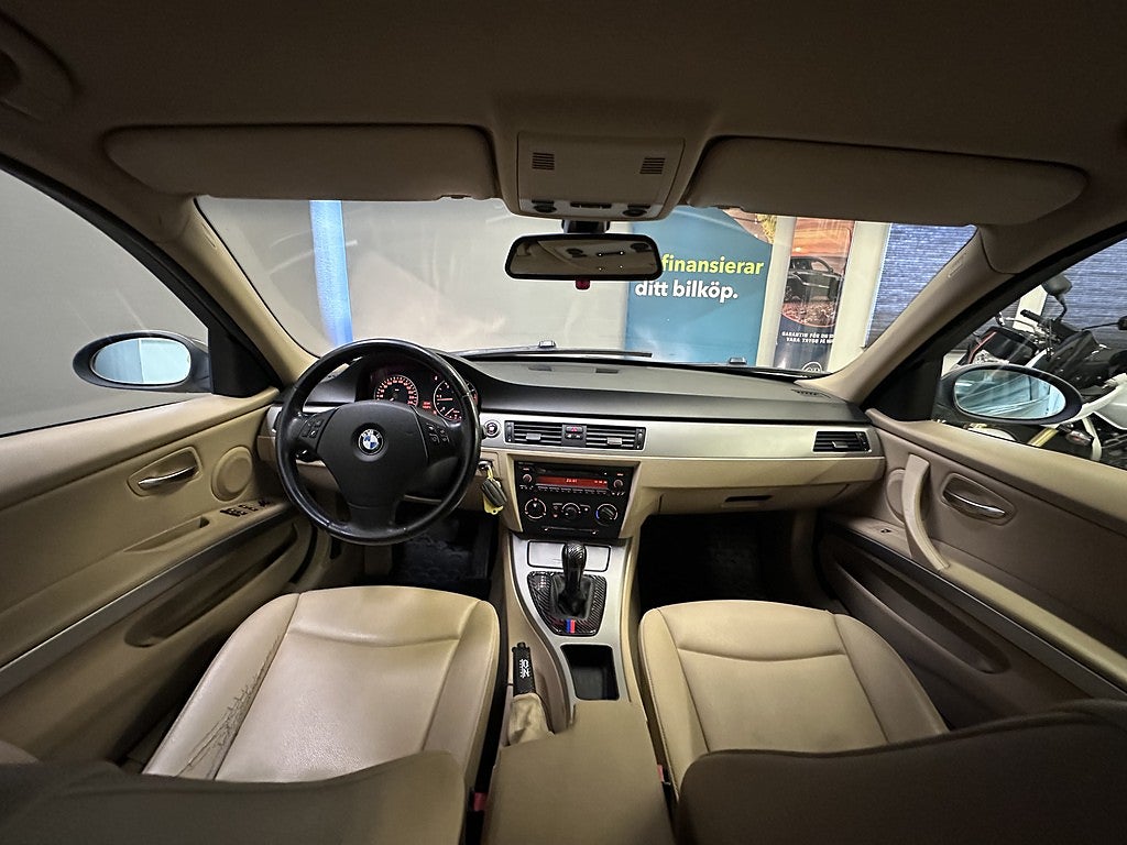 BMW 320D Sedan Advantage Fullservice | Nybesiktad | Skinn