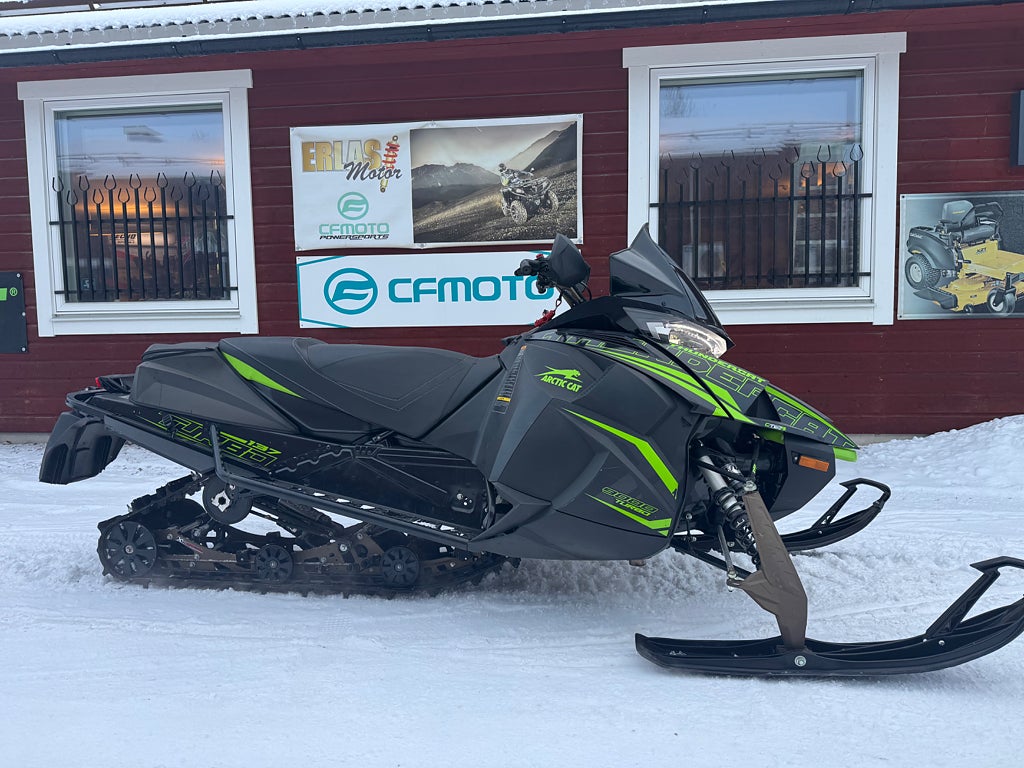 Arctic Cat Thundercat 9000 Steg 2