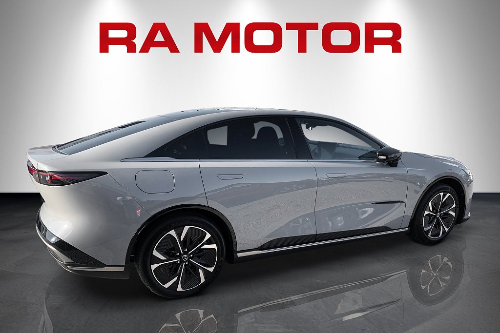 Mazda 6e 68,8 kWh TAKUMI PLUS RÄNTA AVB 0%