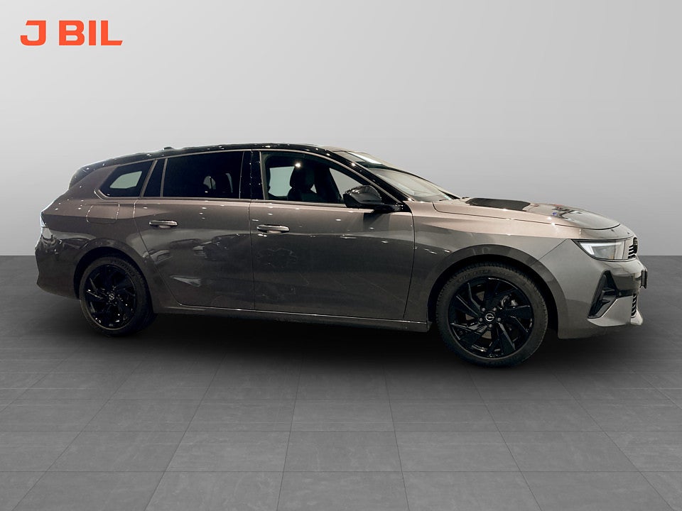 Bild på Opel Astra GS Sports Tourer 1.2 Turbo 130hk AUT