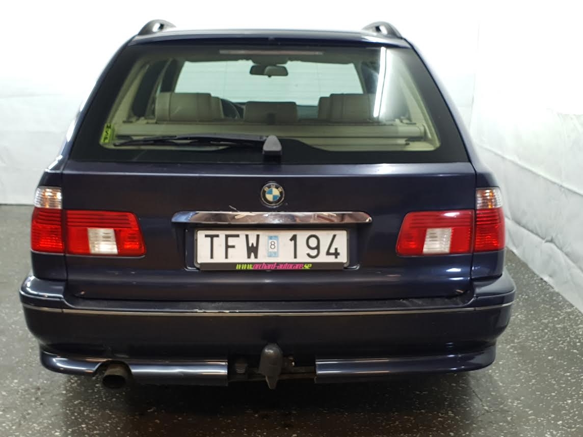 BMW 525 i Touring 192hk 2002, kuva 5/33