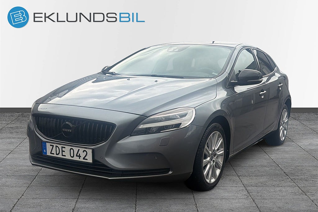 Volvo V40 2018