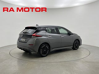 Halvkombi Nissan Leaf 6 av 26