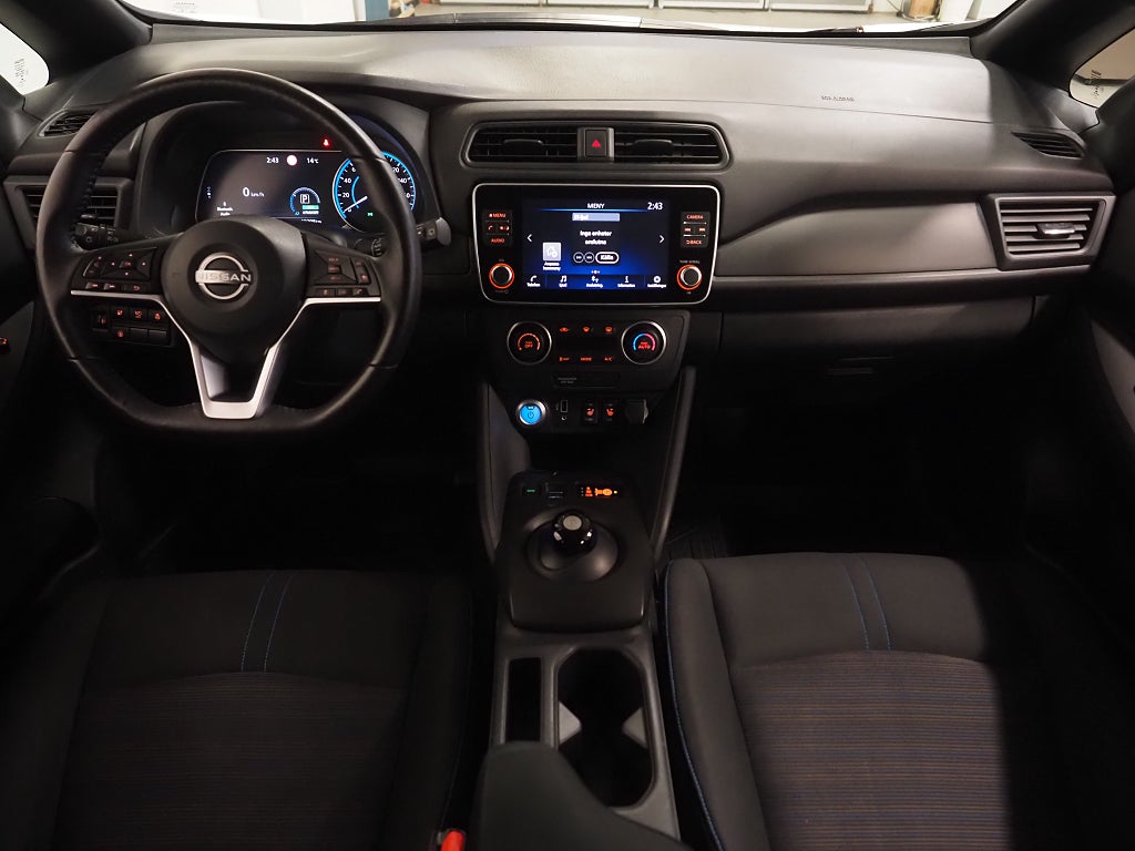 Nissan Leaf 40 kWh 150hk Acenta | Backkamera | Rattvärme | 2022