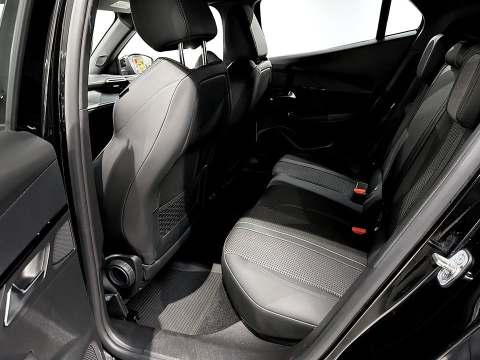 Bild på Peugeot E-2008 GT 50kWh 136hk Aut - B-KAMERA, CARPLAY
