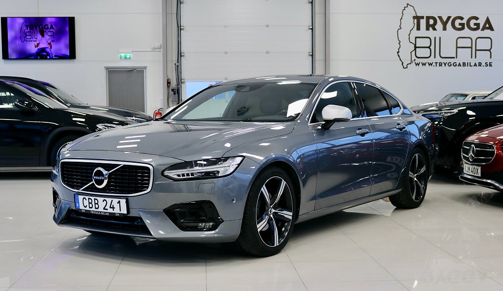 Volvo S90 D4 AWD/R-Design/Glastak/GPS/B-kam/VOC/Blis/Värmare/Se 