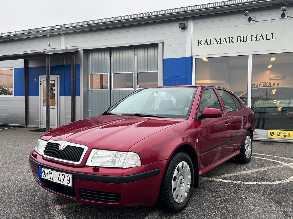 Skoda Octavia Tour 1.6 * 2 Brukare 