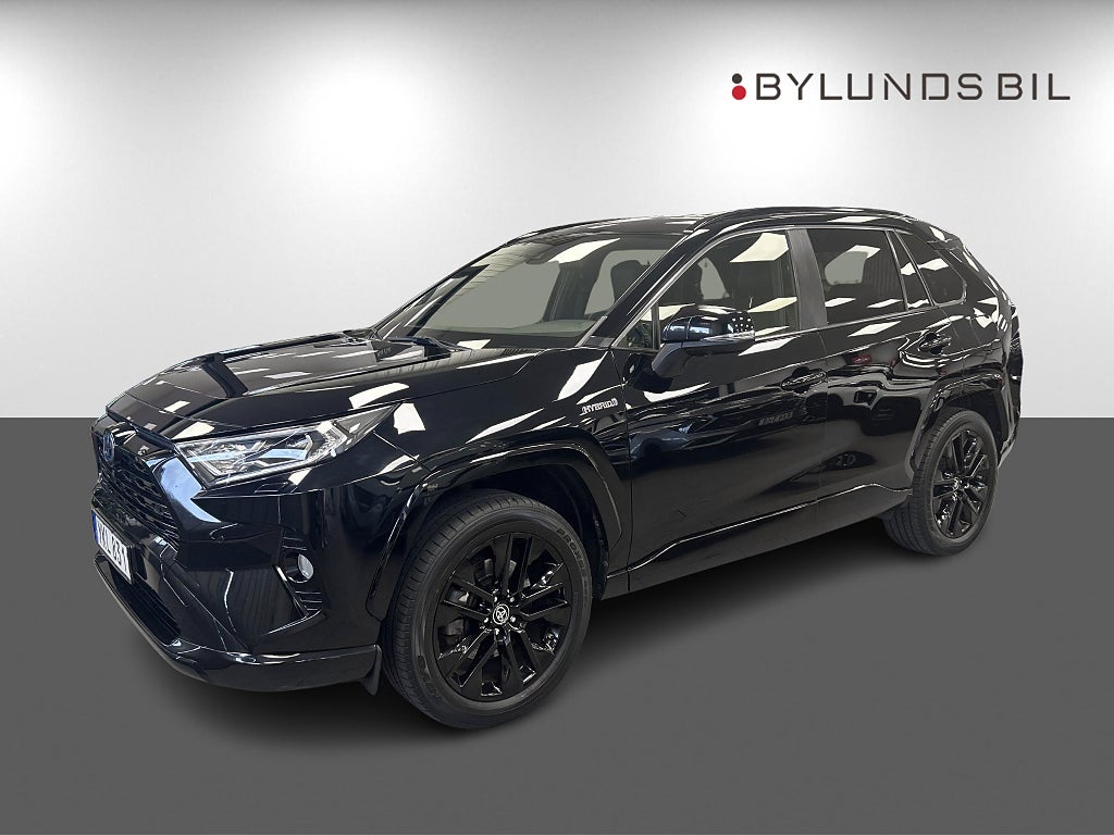 Toyota RAV4 Hybrid AWD-i E-CVT Attitude Dragkrok Vinterhjul  Euro 6