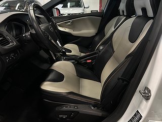Volvo V40 Cross Country D3 Automat Summum S&Vdäck/Drag/Dvärm