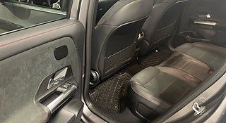 SUV Mercedes-Benz EQA 6 av 14