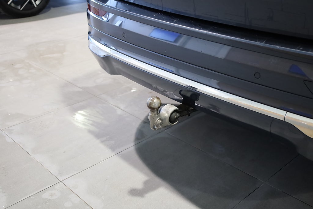 Volvo XC60 Recharge T6 350hk AWD Core Bright Pano Drag Leasbar 2023