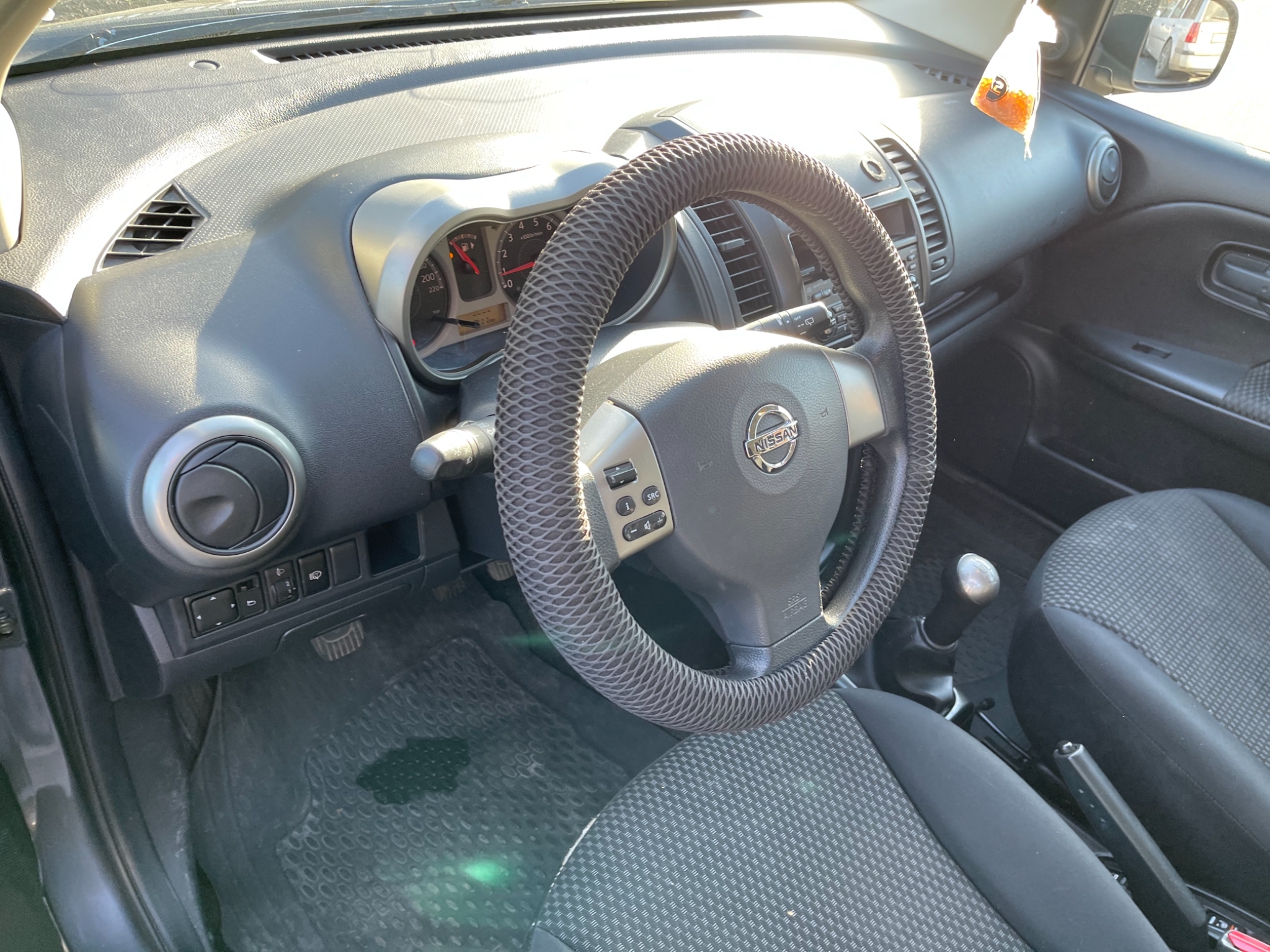 Nissan Note 1.6 110hk 2006, bild 5/39