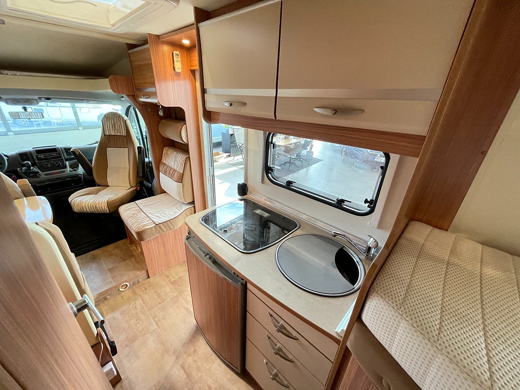 Bürstner Travel Van T 620 /B-körkort/AC bodel/Backkamera/EL-Patron/Fint s - Bürstner