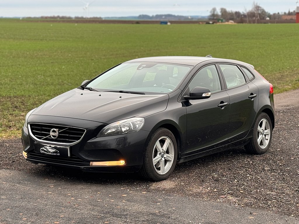 Volvo V40 T3 Euro 5 | FULLSERVAD | | DRAG 