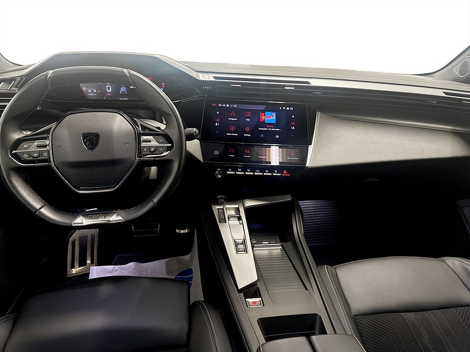 Bild på Peugeot 408 GT 1.2 PT 130hk Aut B-KAMERA CARPLAY