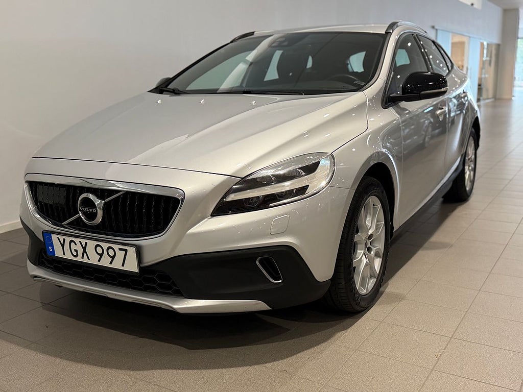 Volvo V40 Cross Country D3 Business Advanced / Parkerings...