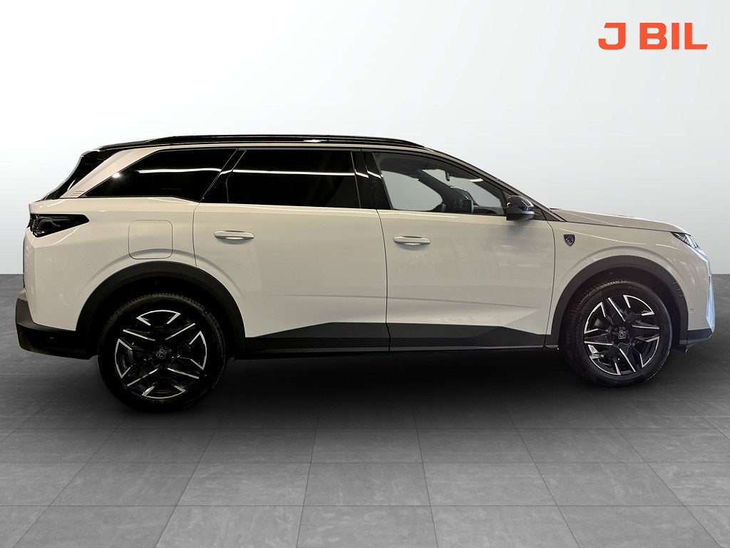 Bild på Peugeot 5008 GT Ultimate HYBRID 136hk Aut - 7-SITS, 360-KAMERA
