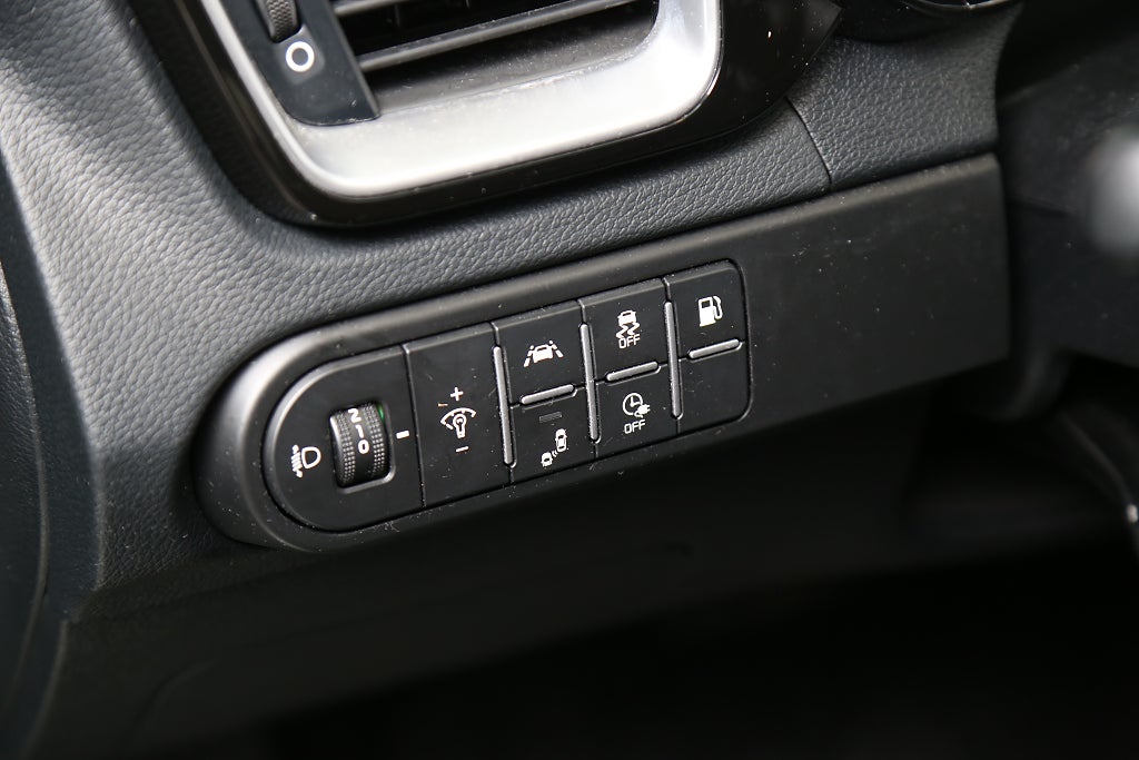 Kia Ceed Sportswagon Plug-in Hybrid 141hk Dragkrok Nybilsgaranti 2021