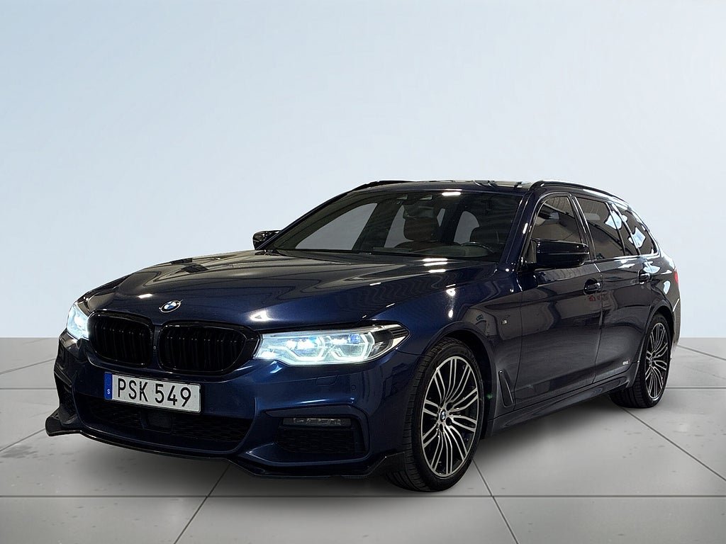 BMW 540D xDrive Touring AUT M Sport Värmare Drag 360Kamera S&V