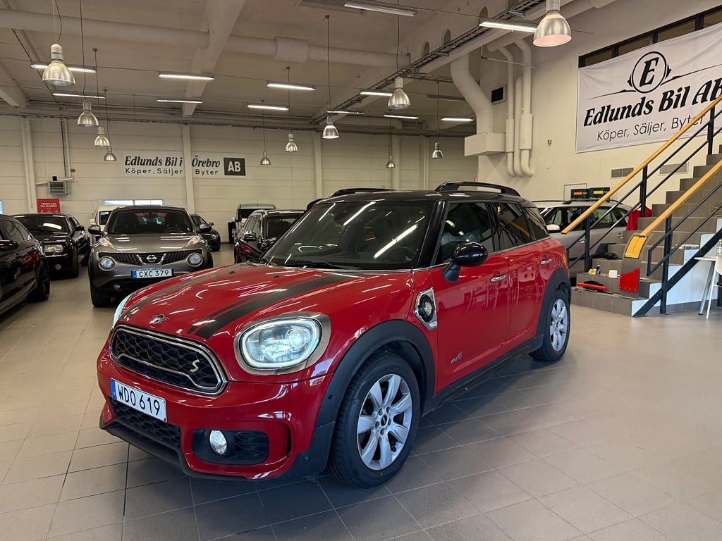 MINI Countryman Cooper SE ALL4 John Cooper Works Euro 6