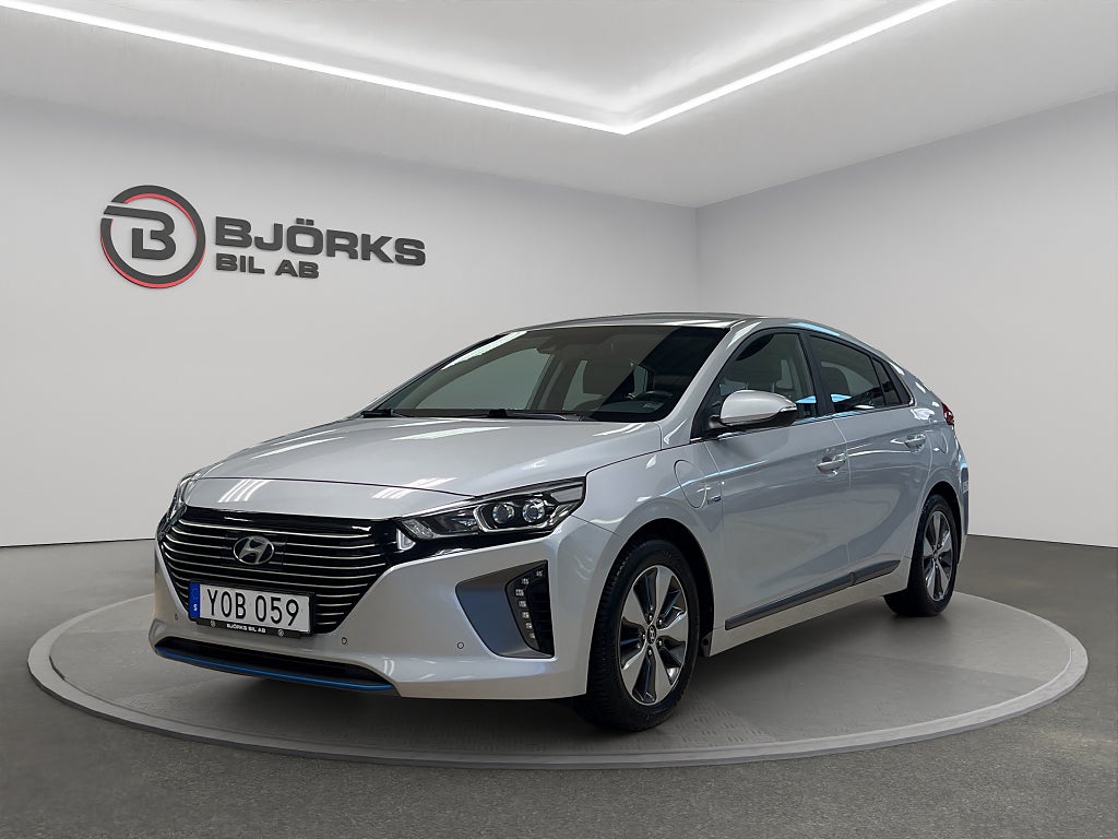 Hyundai IONIQ Plug-in 1.6 + 8.9 kWh DCT Premium Plus GPS Se Spec
