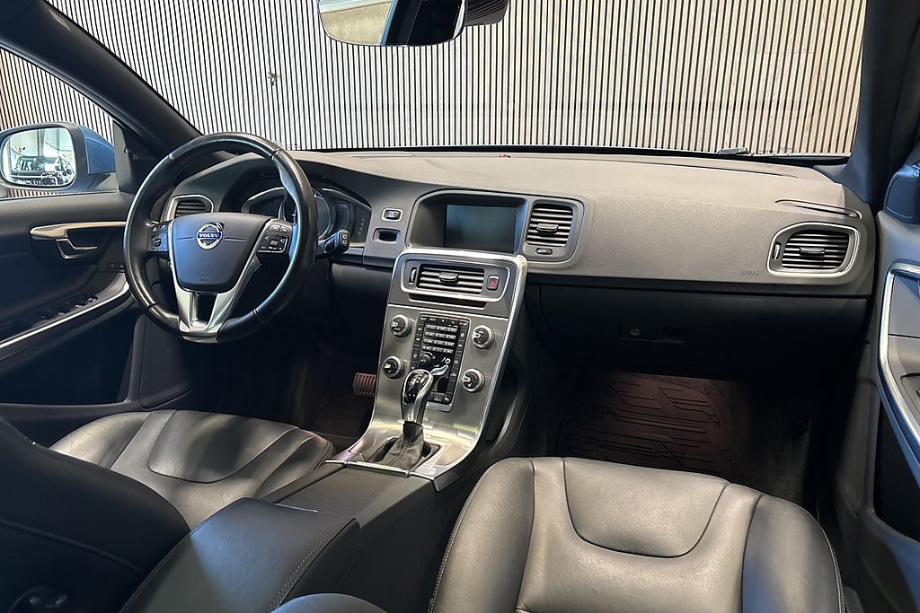 Volvo V60 D4 AWD Geartronic Summum Business Edition Pro