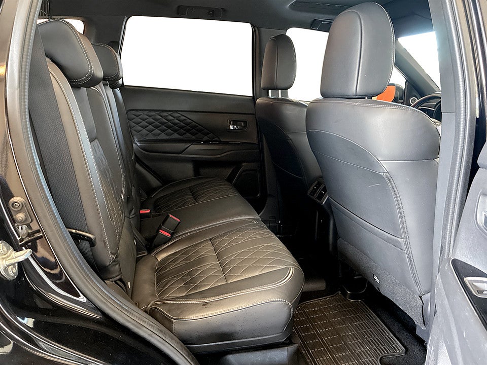 Bild på Mitsubishi Outlander S-Edition PHEV 224hk Aut 4WD B-KAMERA