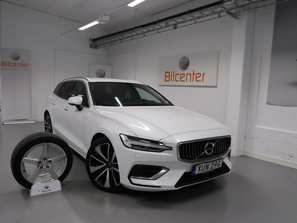 Volvo V60 Recharge T6 AWD V-Däck ingår Drag-Navi-Kamera-Värmare-V