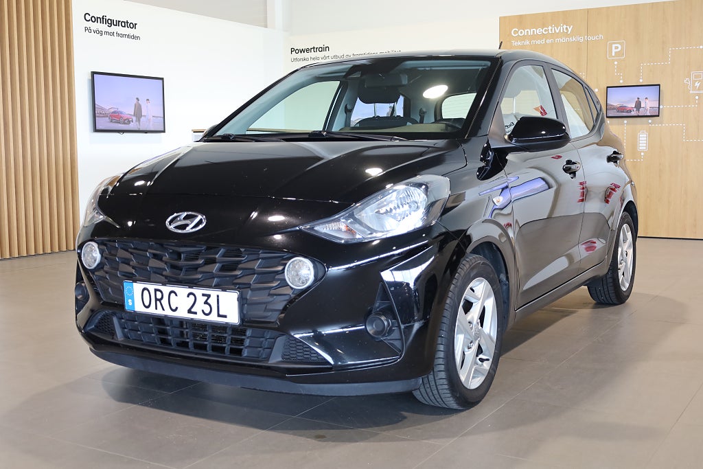 Hyundai i10 1.0 blue AMT Essential CarPlay Rattvärme Leasbar 2022