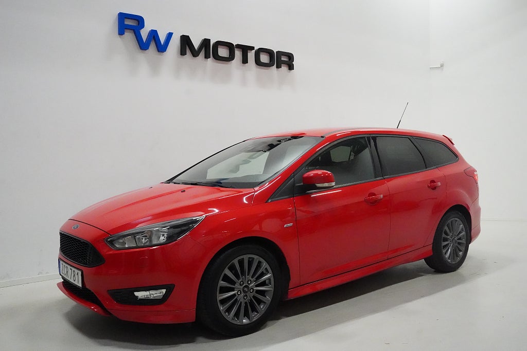 Ford Focus 1.0 ST-Line B-kamera Farthållare Carplay RÄNTA 2,95%