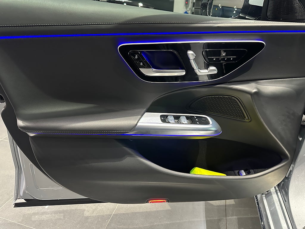 Mercedes-Benz E 220d AMG Advanced Plus Kombi Värmare - bild 11