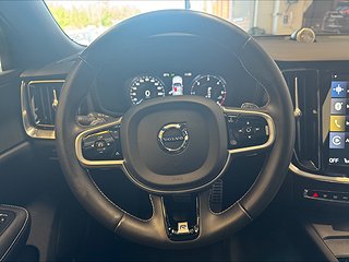 Volvo V60 D3 AWD R-Design/Polestar/Drag/Dvärm/Pano/Navi/S&V