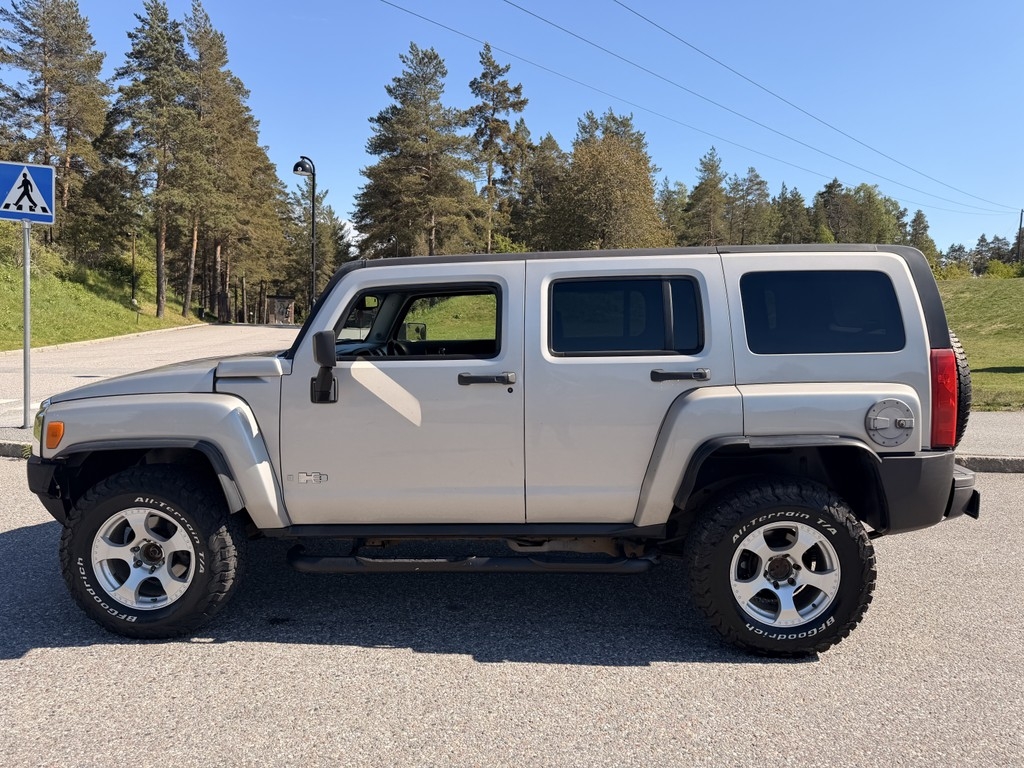 Hummer H3 2006, bild 2/28