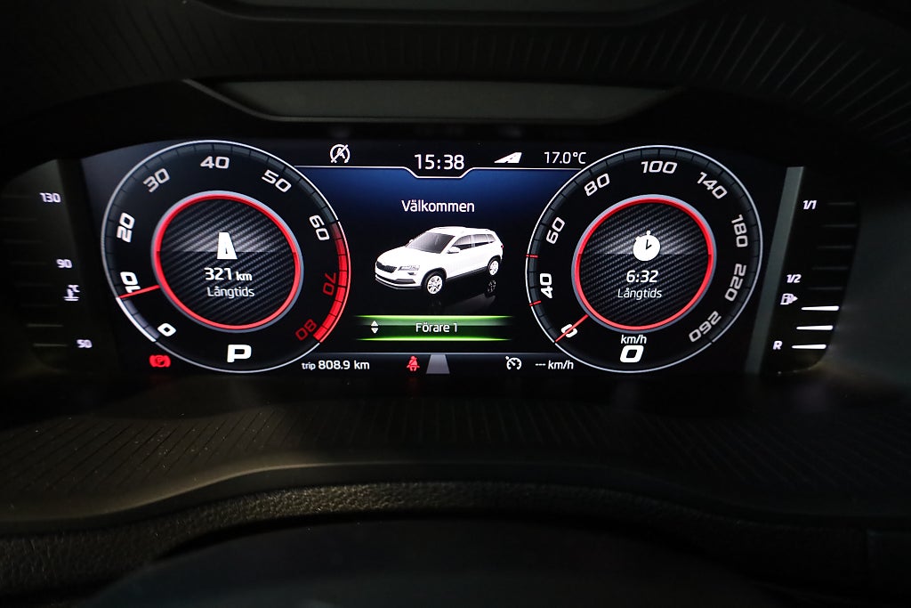 Skoda Karoq 2.0 TSI Sportline 4x4 AUT Drag Värmare Kamera Canton 2019