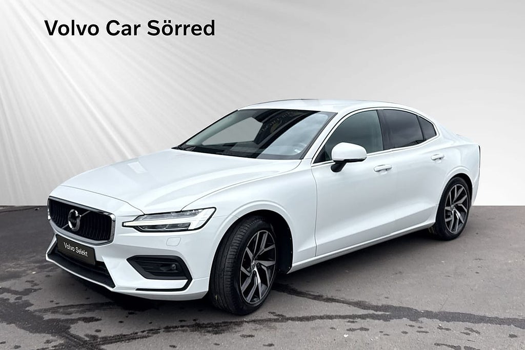 Volvo S60 T4 Momentum Advanced Edition