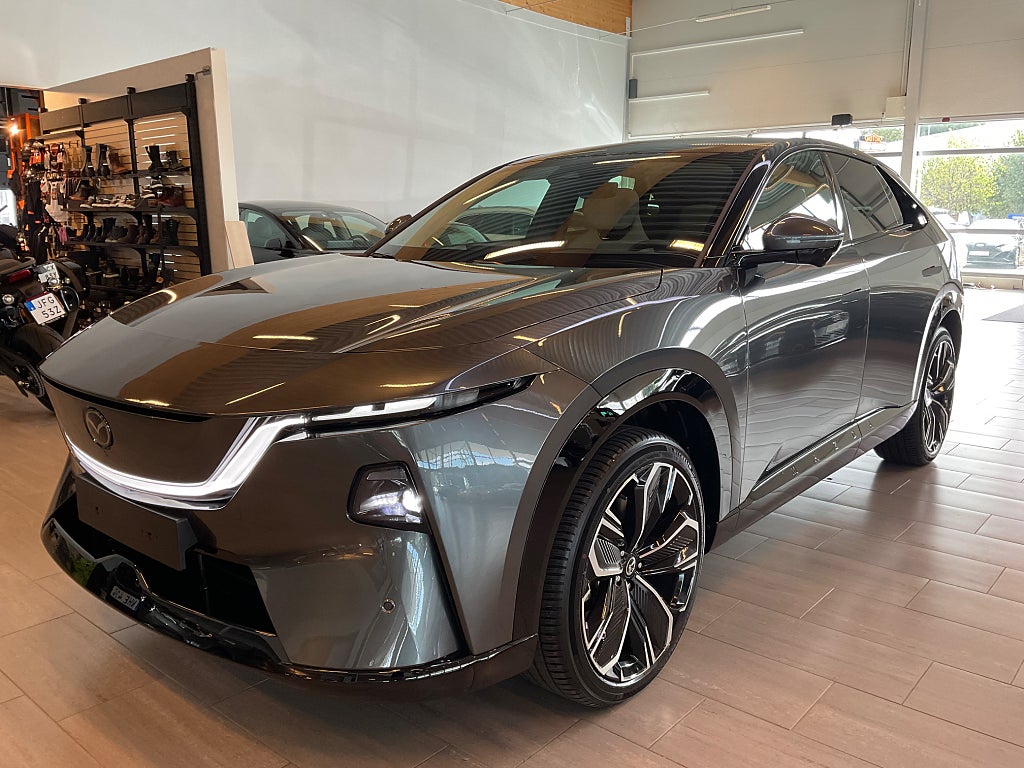 Mazda CX-6e 78 kWh 258hk Takumi 21" fälg Pano 360-Kamera 