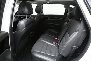 SUV Kia Sorento 25 av 30
