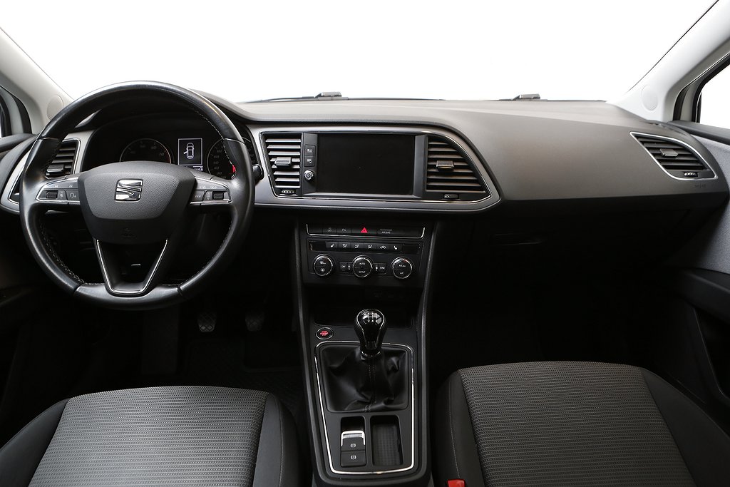 Seat Leon ST 1,2 TSI 110hk Style Kombi Panorama Kamera Drag 2018
