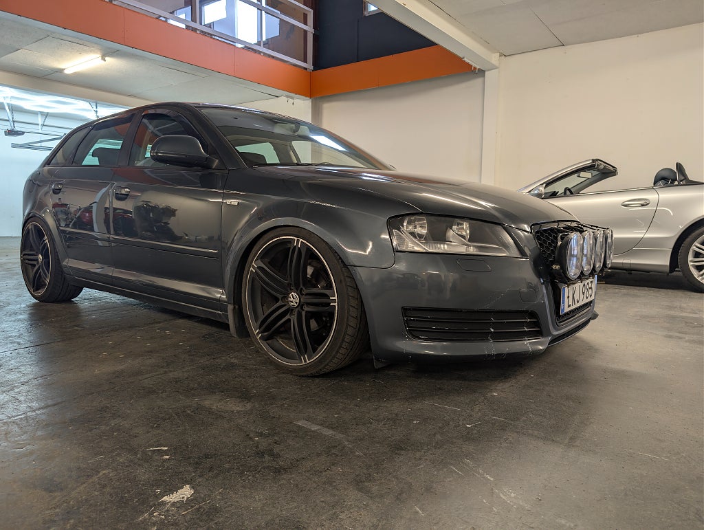Audi A3 Sportback 1.9 TDI E-Power, coilovers, 19"