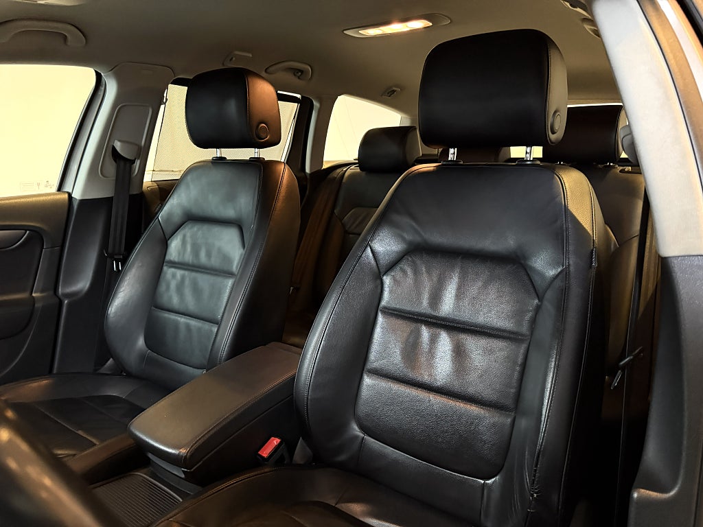 Volkswagen Passat Variant 1.4 TGI EcoFuel Masters VÄRMARE NYBES 2-ÄGARE