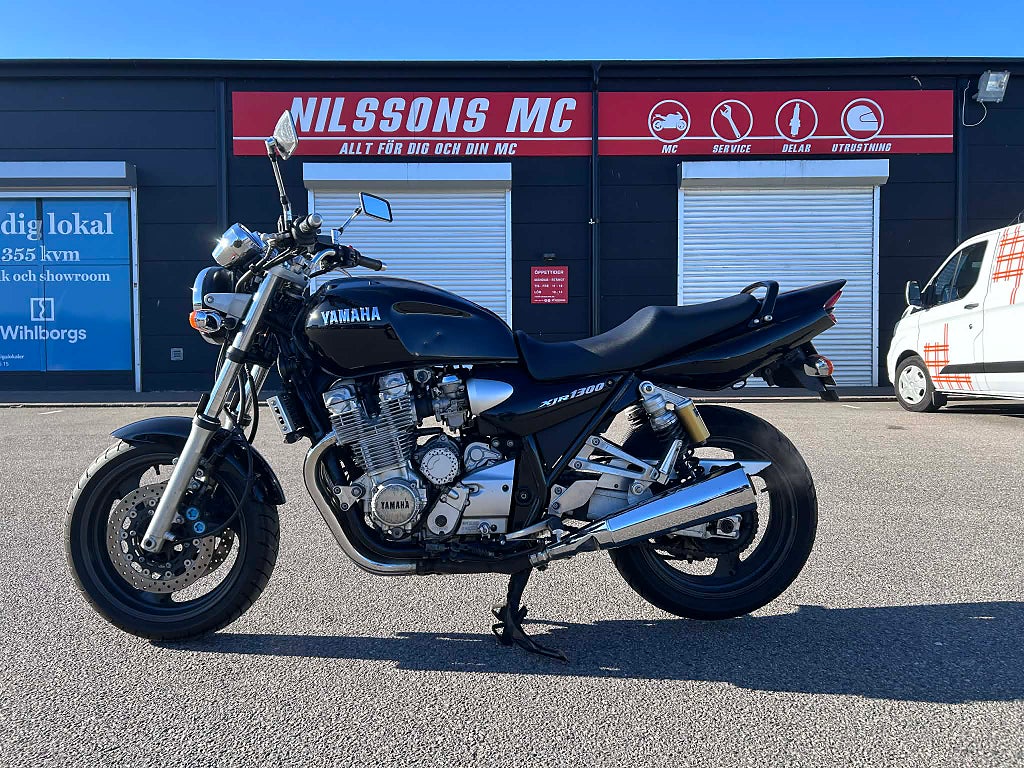 Yamaha XJR1300 ( RESERVERAD ) 