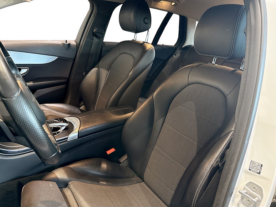 Bild på Mercedes-Benz C220 d 220 T d 4MATIC 7G-Tronic Plus Avantgarde Euro 6