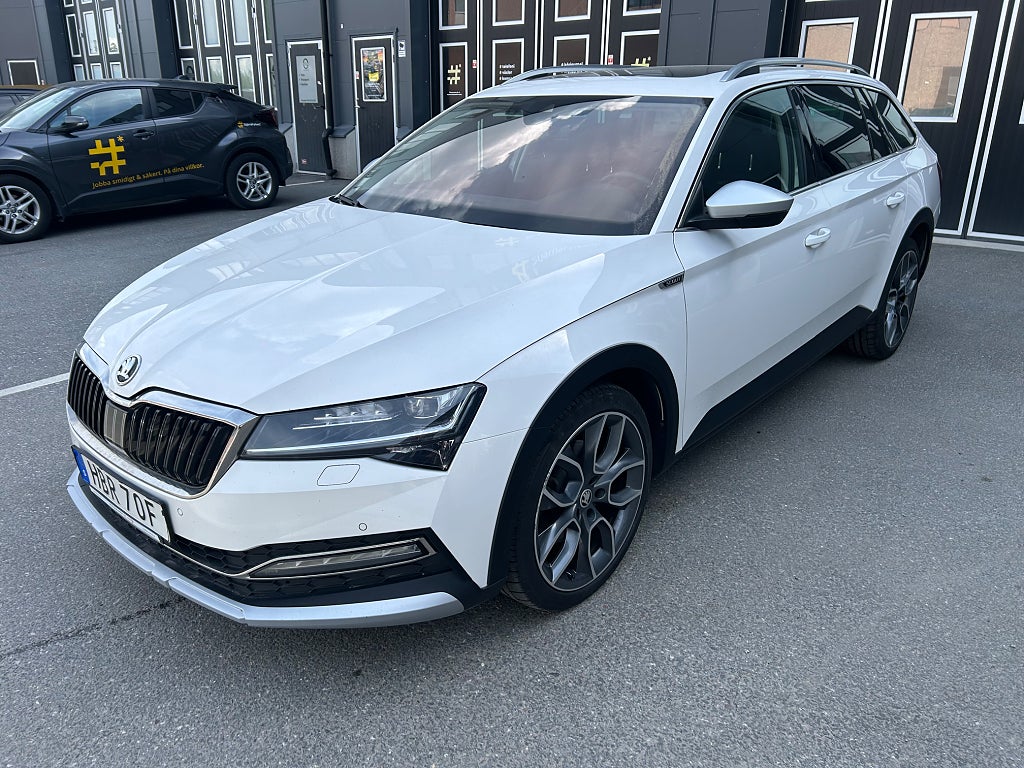 Skoda Superb Scout 2.0 TDI 4x4 Scout Business Adventure Edition Nav