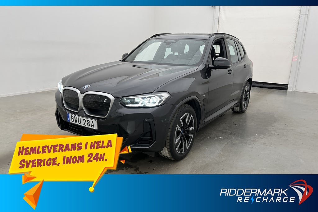 BMW iX3 Charged M Sport Pano Dragkrok Kamera Skinn Elstolar