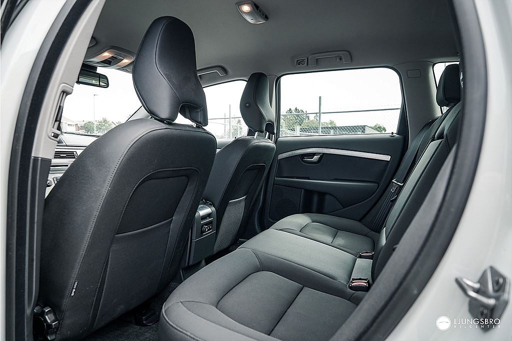 Volvo XC70 D4 AWD Momentum 181hk / 1 Ägare / Kamrem bytt