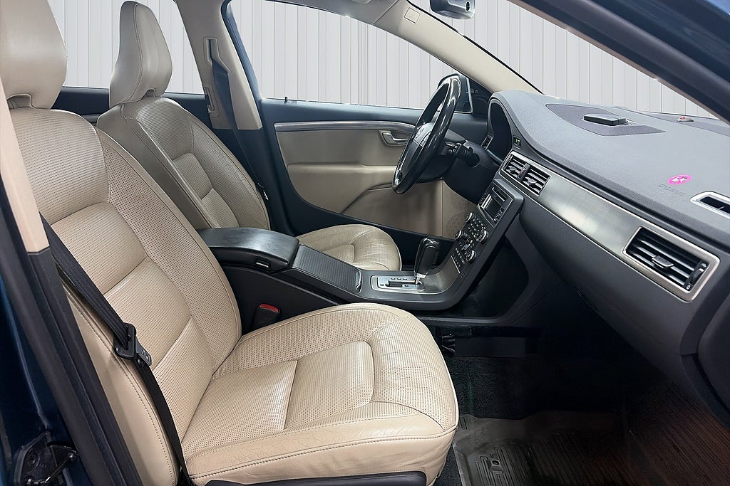 Volvo V70 2009