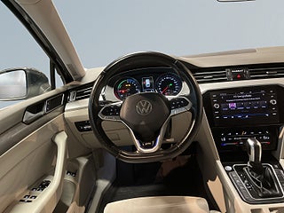 Volkswagen Passat Sportscombi GTE 1.4 TSI GTE Plug-In MOMS/Kamera/SoV – bild 9