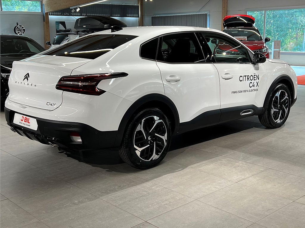 Bild på Citroën C4 X Shine+ PureTech 130hk Aut - OMGÅENDE LEVERANS!